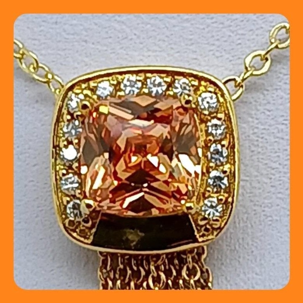 Vintage 1990s Champagne Cubic Zirconia Tassel Pendant Necklace Gold Tone 16-18in